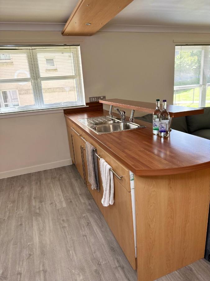2 Bed City Centre Executive Apartment 阿伯丁 外观 照片